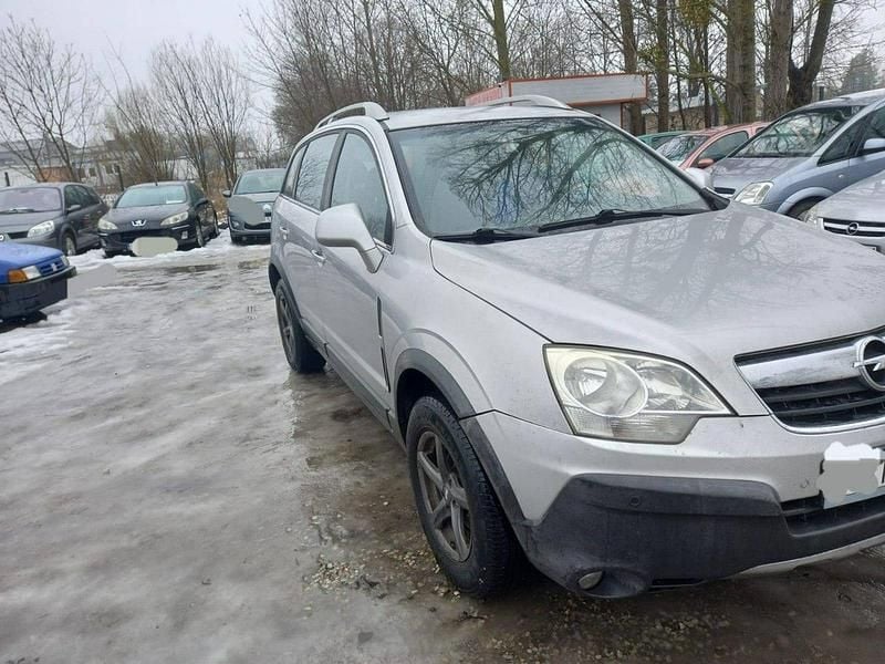 Używany Opel Antara 150 KM (110 kW) 2007 Srebrny (metalik) SUV