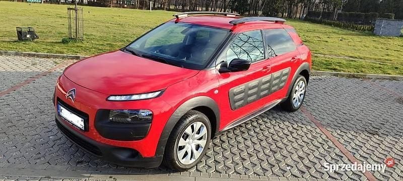 Czerwony Używany 2018 Citroën C4 Cactus Hatchback | 30 400 zł (Super Cena) - Obraz 1/4