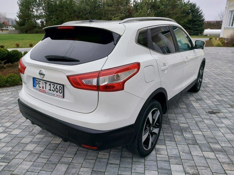 Używany Nissan Qashqai 115 KM (84 kW) 2016 Brązowy SUV