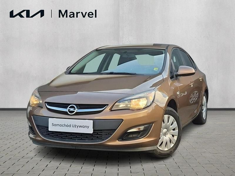 Złoty Używany 2015 Opel Astra Active Sedan/Limuzyna | 25 500 zł (Super Cena) - Obraz 1/4