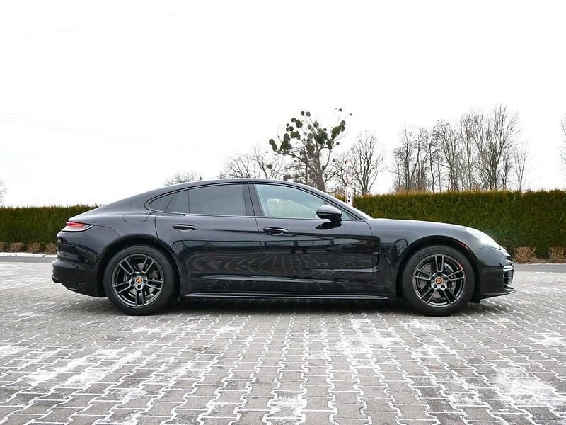 Używany Porsche Panamera 330 KM (242 kW) 2021 Czarny (metalik) Sedan/Limuzyna