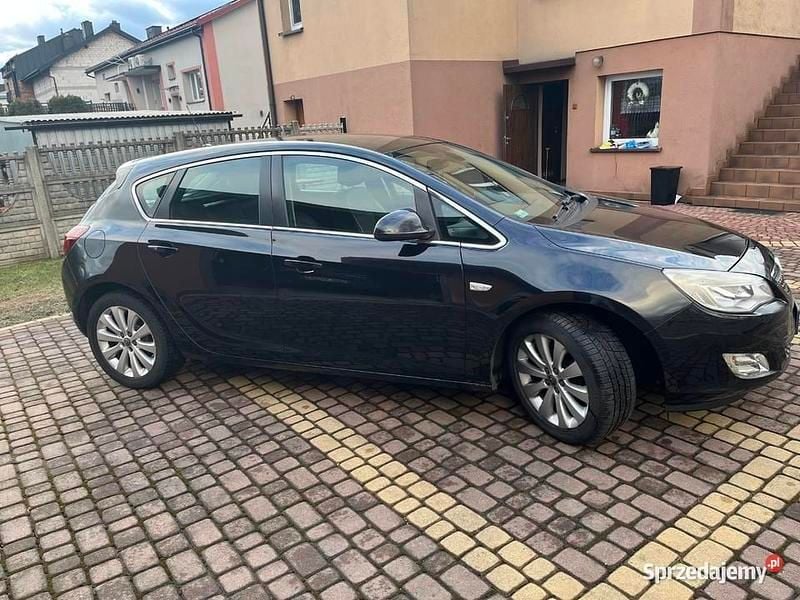 Używany Opel Astra 2011