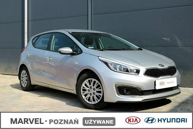 Srebrny (metalik) Używany 2016 Kia Ceed Hatchback | 43 900 zł - Obraz 1/1