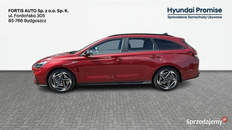 Czerwony (metalik) Używany 2024 Hyundai i30 N Line Kombi | 115 900 zł - Obraz 1/4