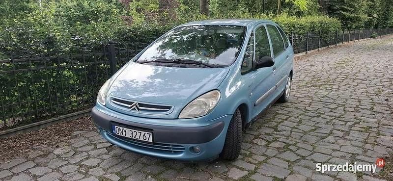Niebieski Używany 2000 Citroën Xsara Picasso Minivan | 4000 zł (Dość drogi) - Obraz 1/4