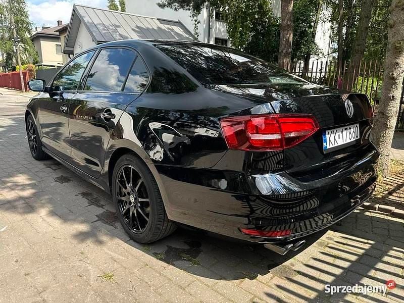 Używany VW Jetta 125 KM (91 kW) 2017 Czarny Sedan/Limuzyna