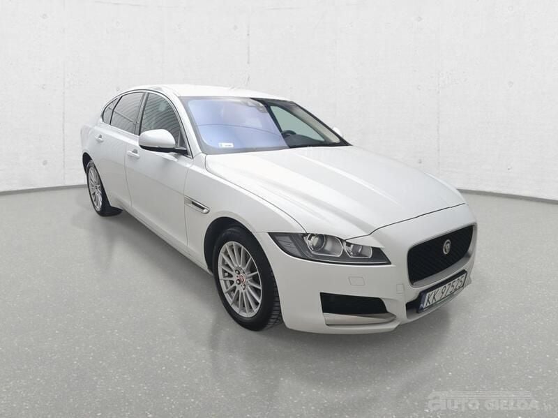 Biały Używany 2018 Jaguar XF Sedan/Limuzyna | 62 115 zł (Dobra cena) - Obraz 1/4
