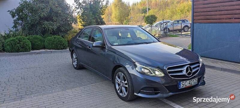 Używany Mercedes E220 Avantgarde 2014 Sedan/Limuzyna