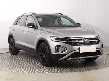 Szary Używany 2022 VW T-Roc SUV | 105 999 zł (Dość drogi) - Obraz 1/4