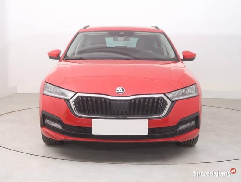 Czerwony Używany 2021 Skoda Octavia Kombi | 65 999 zł (Dobra cena) - Obraz 1/4