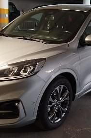 Używany Ford Kuga ST-Line 190 KM (139 kW) 2022 Szary SUV