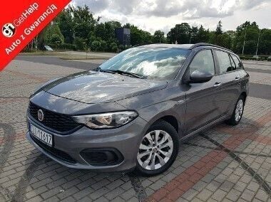 Szary Używany 2018 Fiat Tipo Kombi | 37 900 zł (Uczciwa cena) - Obraz 1/4