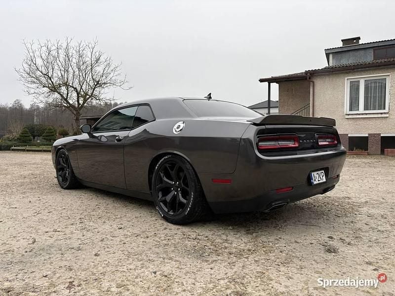 Używany Dodge Challenger SXT 2015 Szary Coupe