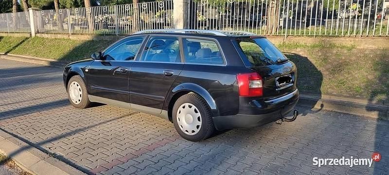 Używany 2004 Audi A4 Kombi | 9900 zł (Uczciwa cena) - Obraz 1/4
