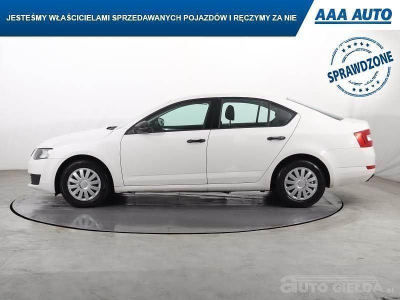 Używany Skoda Octavia 105 KM (77 kW) 2013 Biały