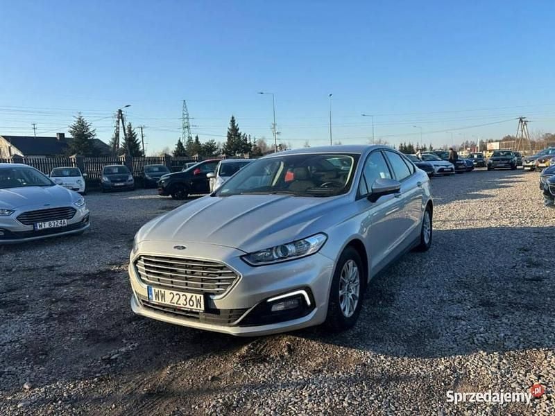 Używany Ford Mondeo 2019 Srebrny Sedan/Limuzyna