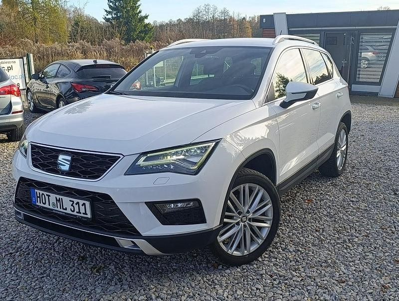 Biały Używany 2017 Seat Ateca SUV | 69 900 zł (Uczciwa cena) - Obraz 1/4