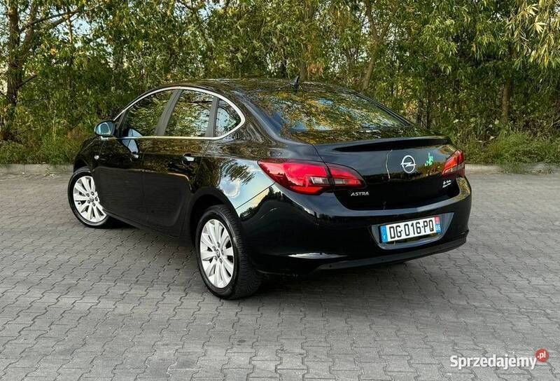 Używany Opel Astra 2014