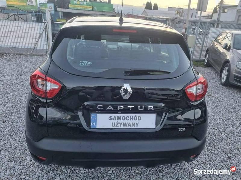 Używany Renault Captur 90 KM (66 kW) 2015 Czarny SUV