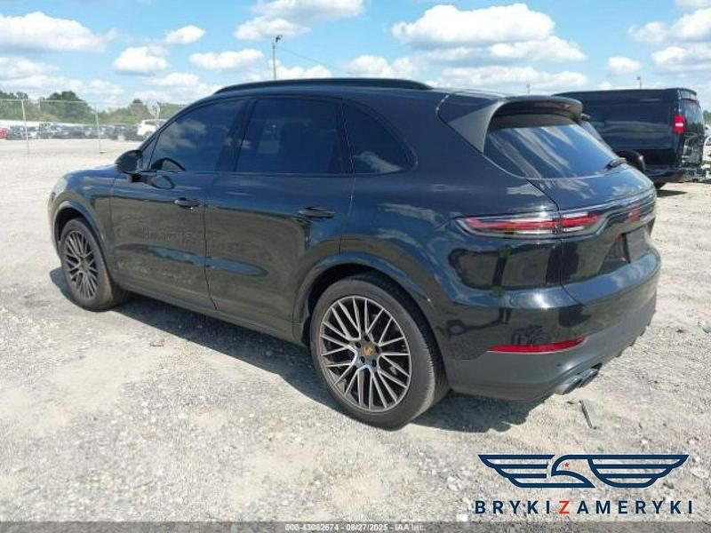 Czarny Używany 2022 Porsche Cayenne SUV | 215 940 zł - Obraz 1/3