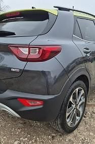 Używany Kia Stonic 120 KM (88 kW) 2019 Szary (metalik) SUV