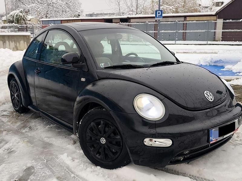 Czarny Używany 2000 VW Beetle Hatchback | 4500 zł (Dobra cena) - Obraz 1/4