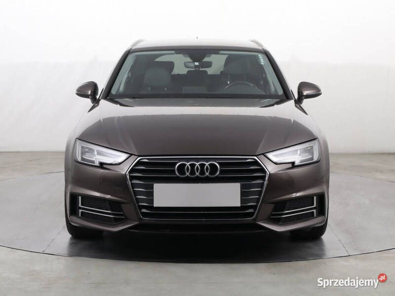 Brązowy Używany 2018 Audi A4 Kombi | 74 999 zł (Uczciwa cena) - Obraz 1/4
