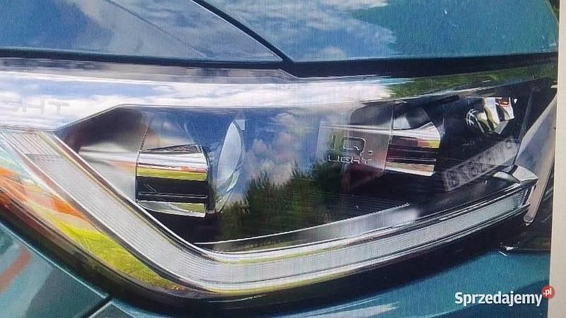 Używany 2023 VW T-Roc Style SUV | 120 900 zł (Drogi) - Obraz 1/4