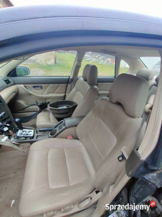 Używany Subaru Legacy 1999 Czarny Sedan/Limuzyna