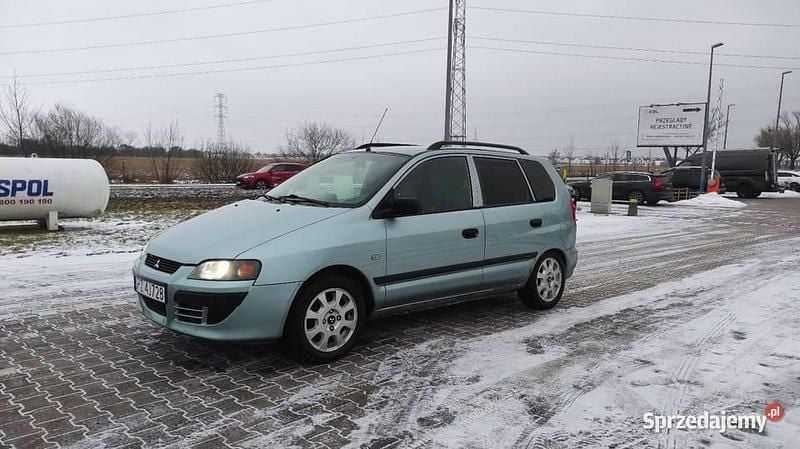 Używany Mitsubishi Space Star 2004 Beżowy Minivan