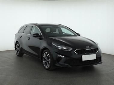 Używany Kia Ceed 159 KM (116 kW) 2021 Czarny Hatchback