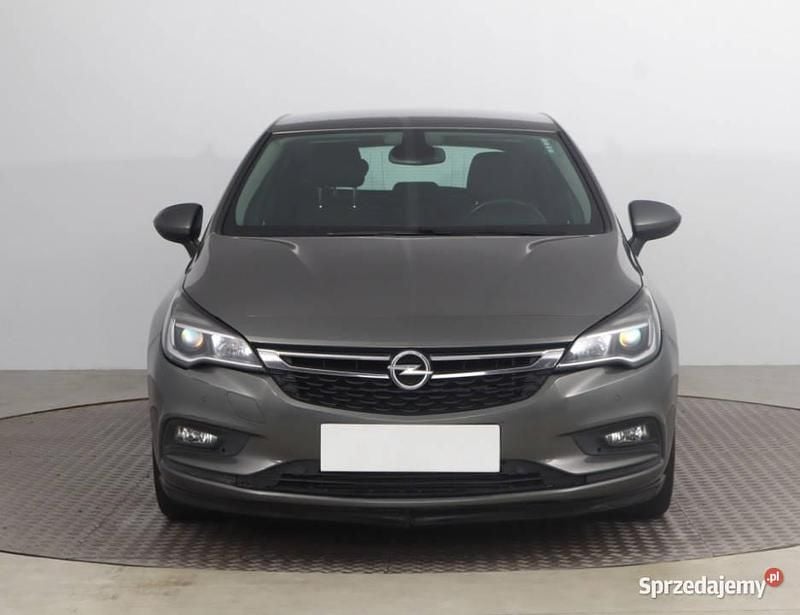 Szary Używany 2019 Opel Astra Hatchback | 45 999 zł (Uczciwa cena) - Obraz 1/4