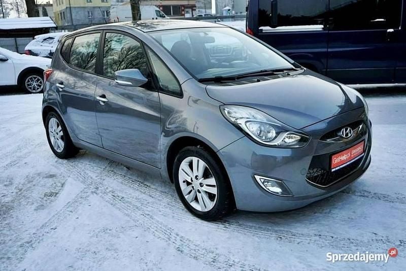 Używany Hyundai ix20 90 KM (66 kW) 2012 Szary Hatchback