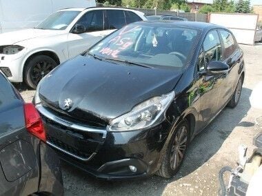 Czarny Używany 2016 Peugeot 208 Hatchback | 16 900 zł - Obraz 1/4