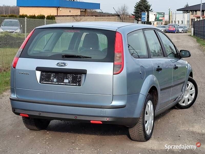 Używany Ford Focus 2005 Niebieski Sedan/Limuzyna