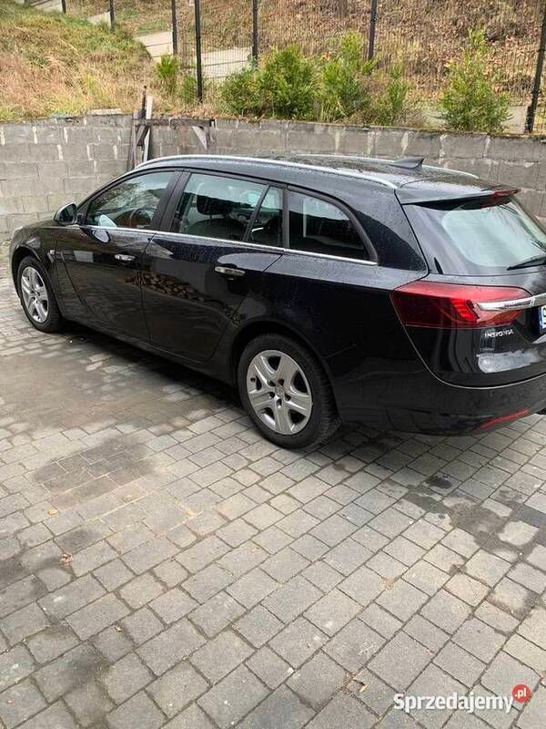 Czarny Używany 2016 Opel Insignia Kombi | 29 900 zł (Super Cena) - Obraz 1/4
