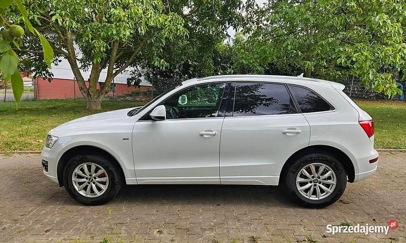 Biały Używany 2012 Audi Q5 S-Line SUV | 41 600 zł (Super Cena) - Obraz 1/4