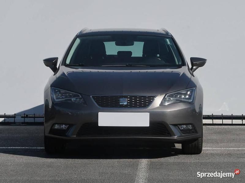 Szary Używany 2016 Seat Leon Kombi | 45 499 zł (Uczciwa cena) - Obraz 1/4