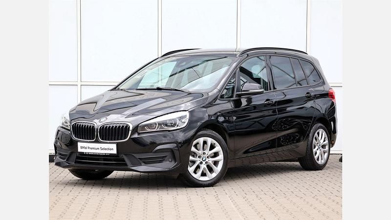 Czarny Używany 2021 BMW 218 Gran Tourer Advantage Minivan | 89 900 zł - Obraz 1/3
