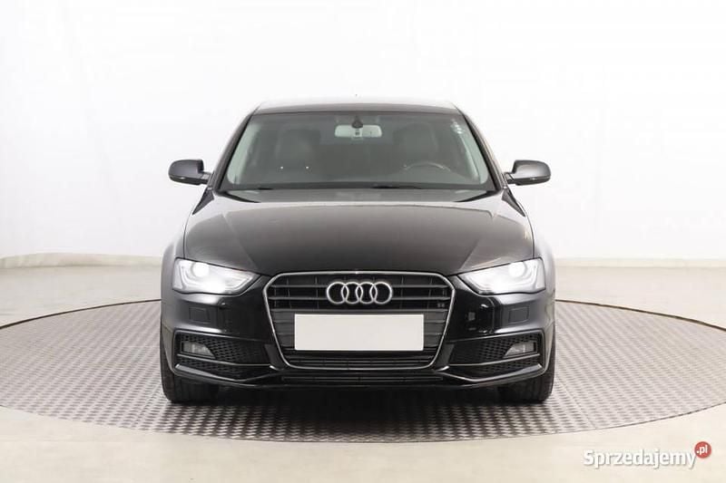 Czarny Używany 2015 Audi A4 Sedan/Limuzyna | 39 999 zł (Super Cena) - Obraz 1/4