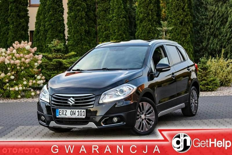 Czarny (metalik) Używany 2015 Suzuki SX4 S-Cross SUV | 39 900 zł (Uczciwa cena) - Obraz 1/4