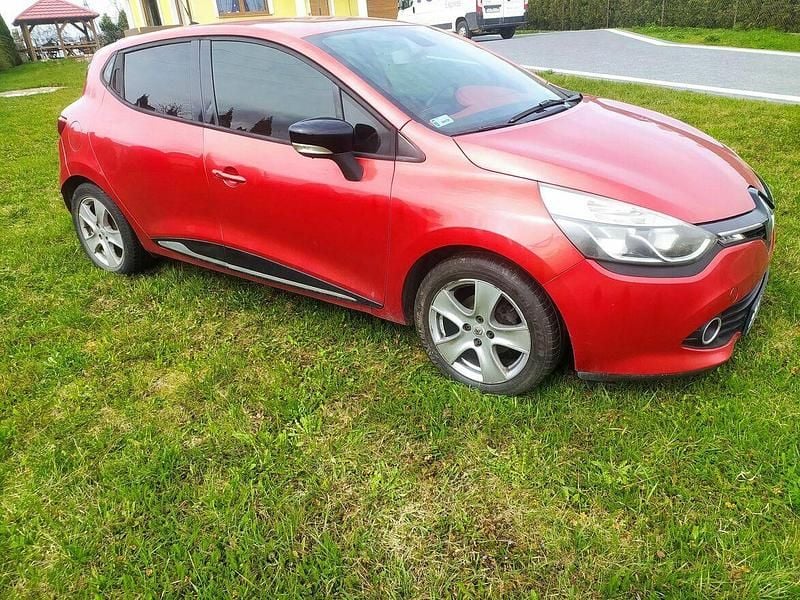 Czerwony Używany 2012 Renault Clio IV Hatchback | 17 200 zł - Obraz 1/4