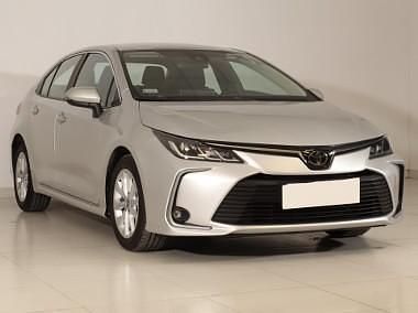 Srebrny Używany 2021 Toyota Corolla Sedan/Limuzyna | 67 999 zł (Uczciwa cena) - Obraz 1/4