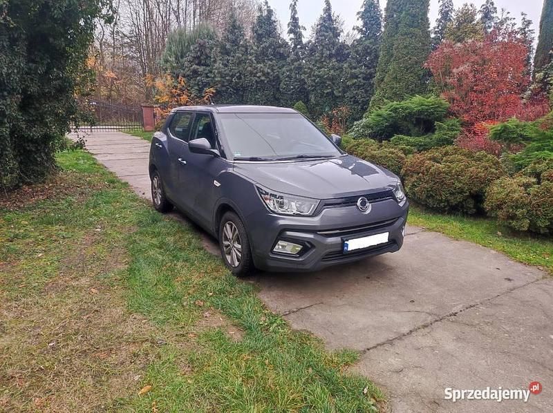 Używany Ssangyong (KGM) Tivoli 2018 Szary SUV
