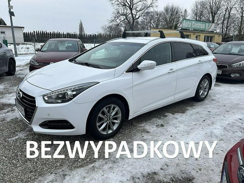 Biały Używany 2016 Hyundai i40 Kombi | 39 900 zł (Uczciwa cena) - Obraz 1/4