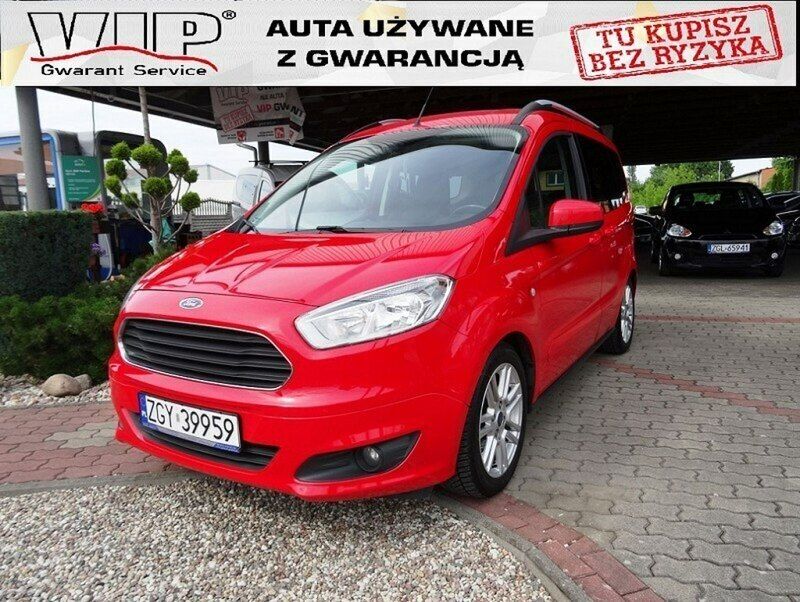 Używany Ford Tourneo Courier Trend+ 95 KM (69 kW) 2015 Czerwony Minivan