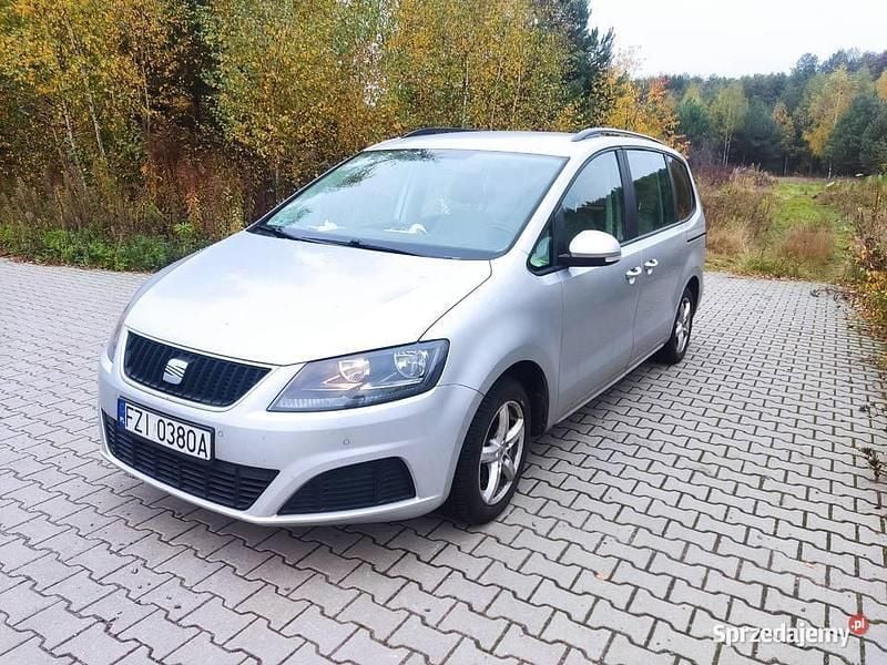 Używany Seat Alhambra 2015 Srebrny Minivan