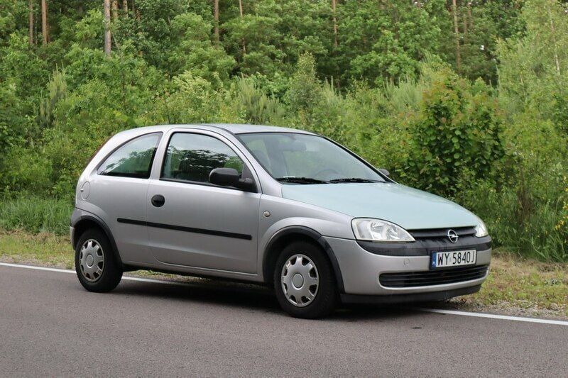 Srebrny Używany 2001 Opel Corsa Hatchback | 2500 zł (Dobra cena) - Obraz 1/3