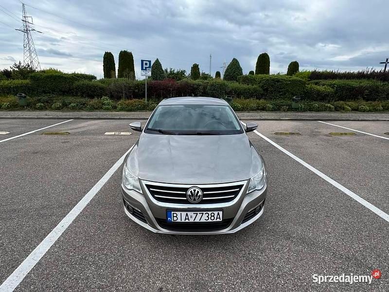 Złoty Używany 2008 VW Passat Hatchback | 23 900 zł (Drogi) - Obraz 1/4