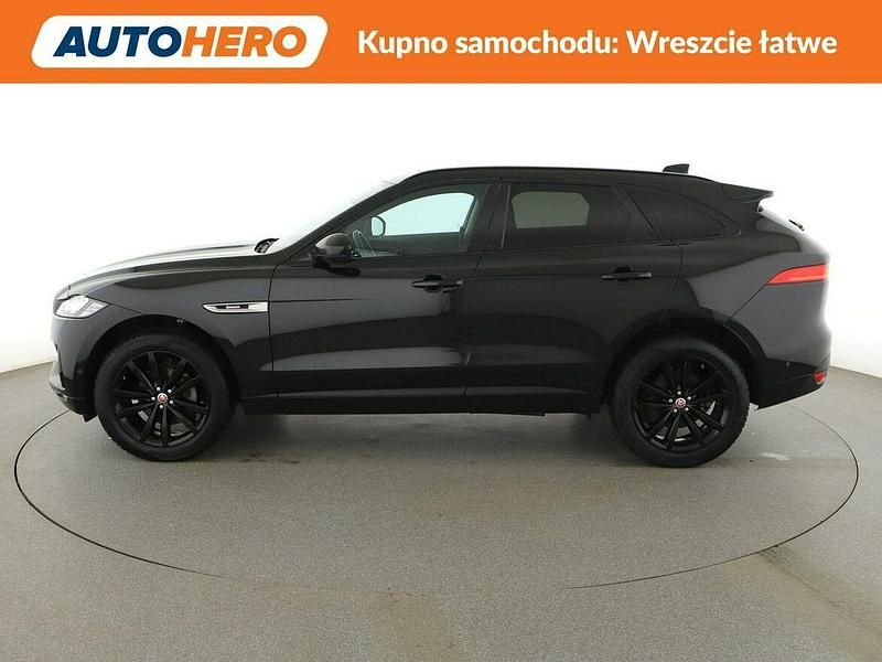 Używany Jaguar F-Pace R-Sport 240 KM (176 kW) 2019 Czarny SUV